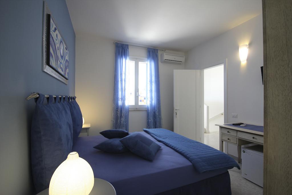 B&B Villa Genny A Pochi Passi Dal Mare San Cataldo  Chambre photo