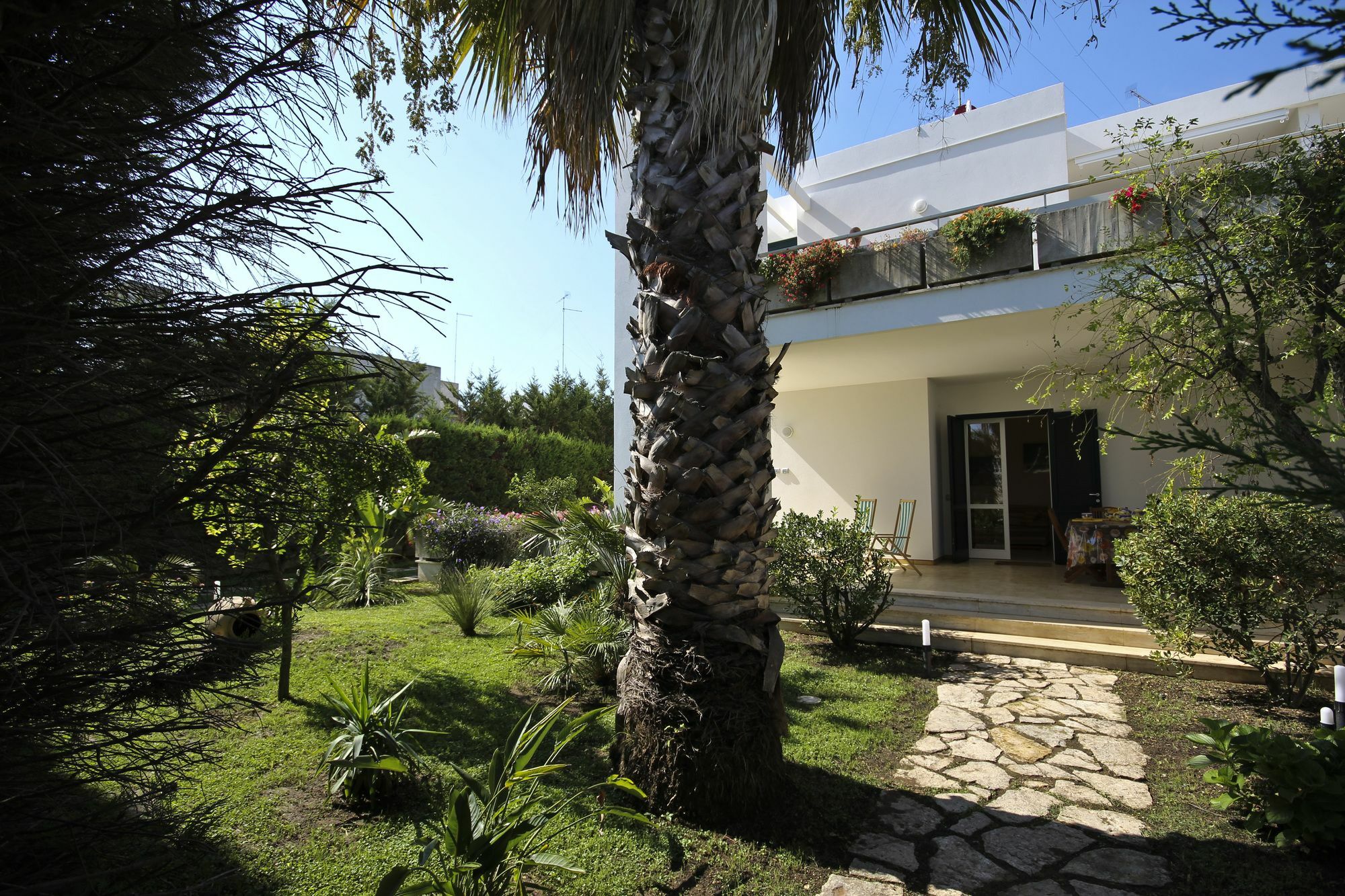 B&B Villa Genny A Pochi Passi Dal Mare San Cataldo  Extérieur photo